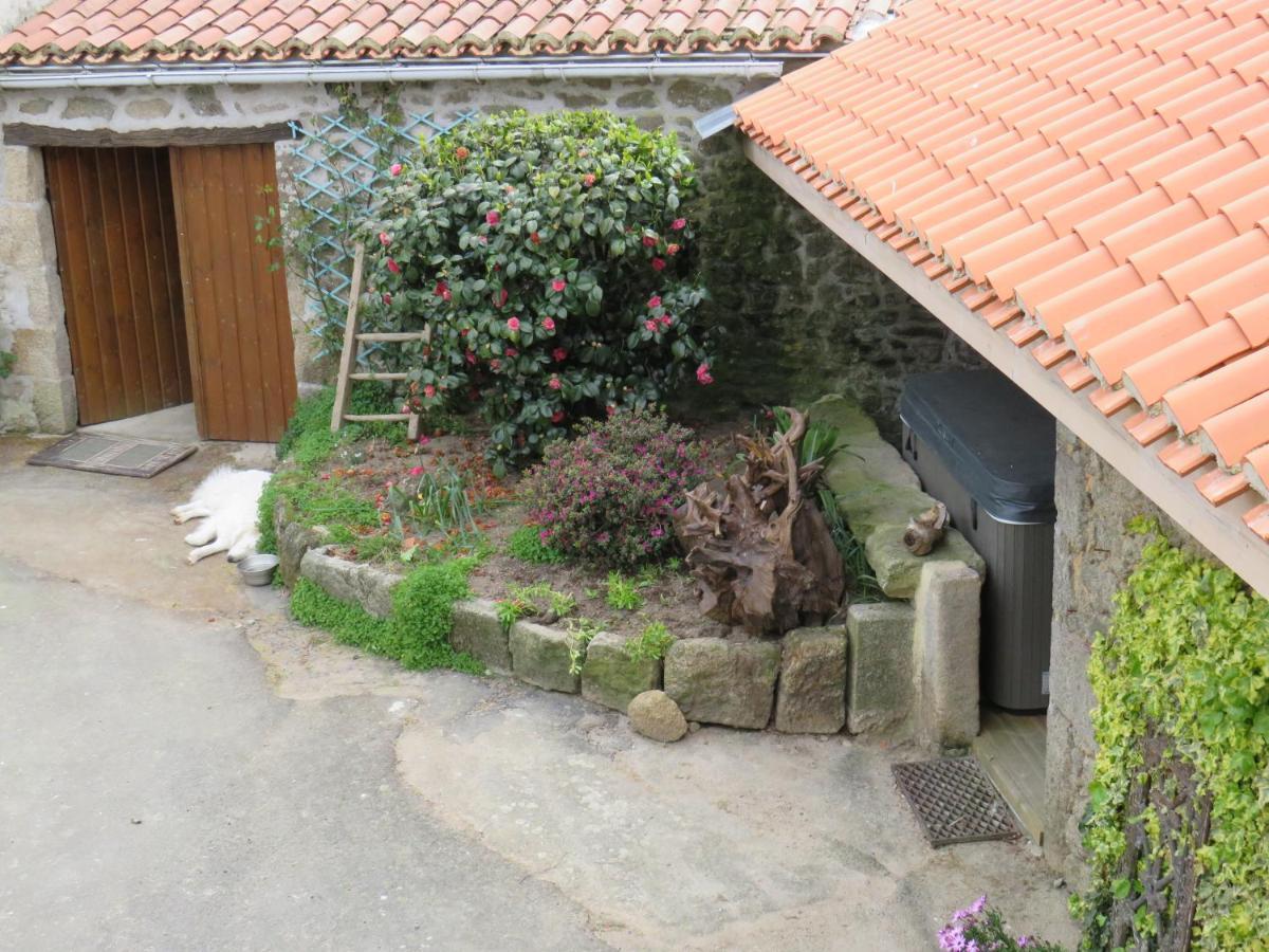 Ferienwohnung Domaine Des Fees La Gaubretiere Exterior foto