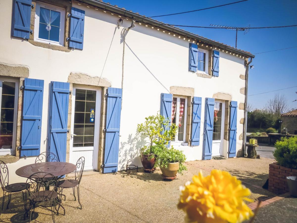 Ferienwohnung Domaine Des Fees La Gaubretiere Exterior foto